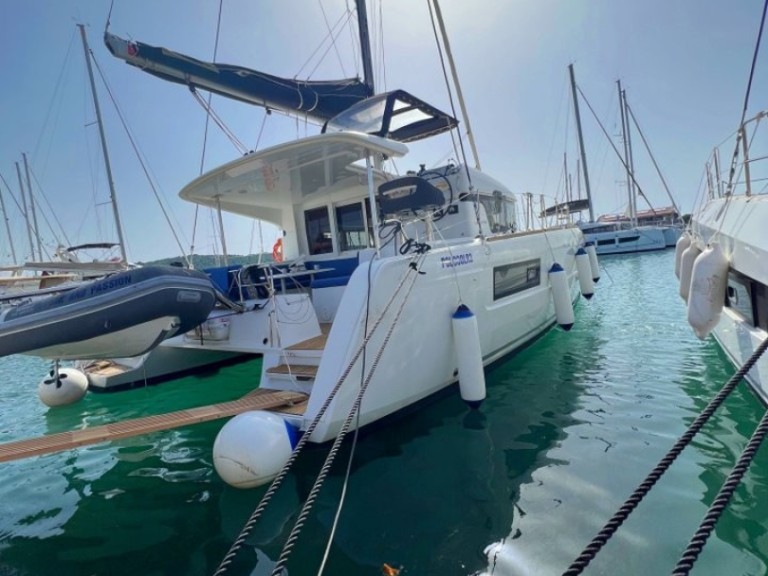 Louer Catamaran avec ou sans skipper Lagoon à Pirovac