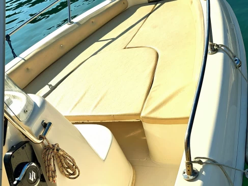 Location à La Spezia - Bellingardo Ghost 5,50 sur SamBoat