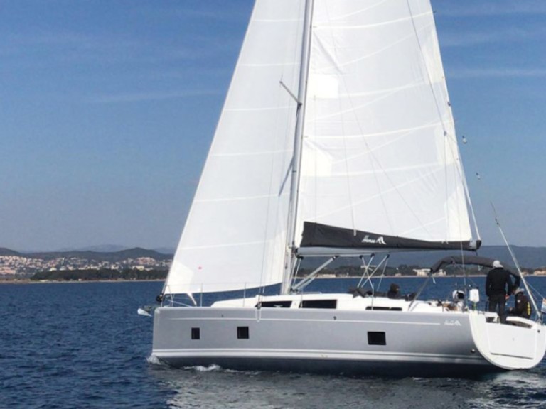 Location bateau Hyères pas cher HANSE 418