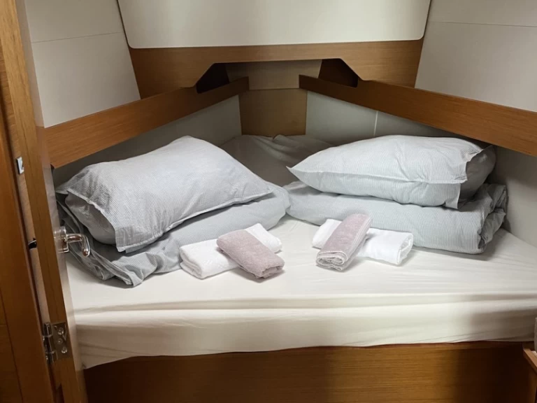 Location bateau Trogir pas cher Sun Odyssey 349