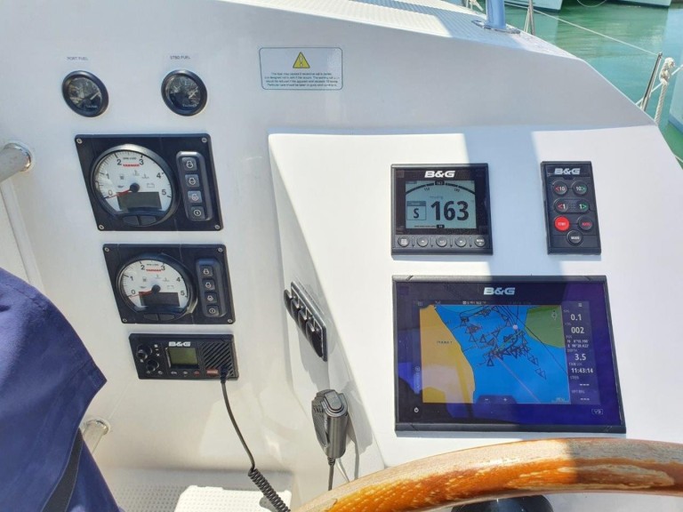 Location Catamaran Island Spirit Yachts avec permis