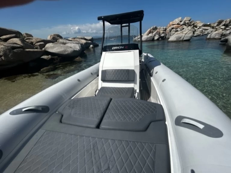 Location Semi-rigide à Bonifacio - RIBTECH ORION 8