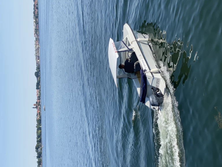 Location bateau Tagescharter Lotus à Waren (Müritz) sur Samboat