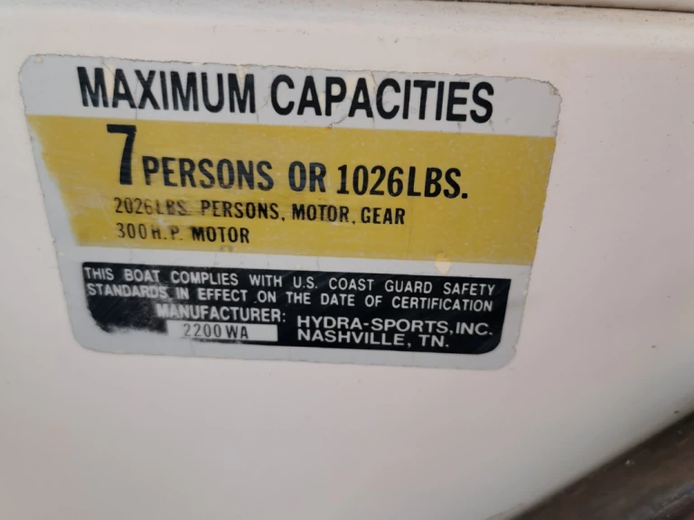 Location bateau Hydrasport Vector 2200WA à Toulon sur Samboat