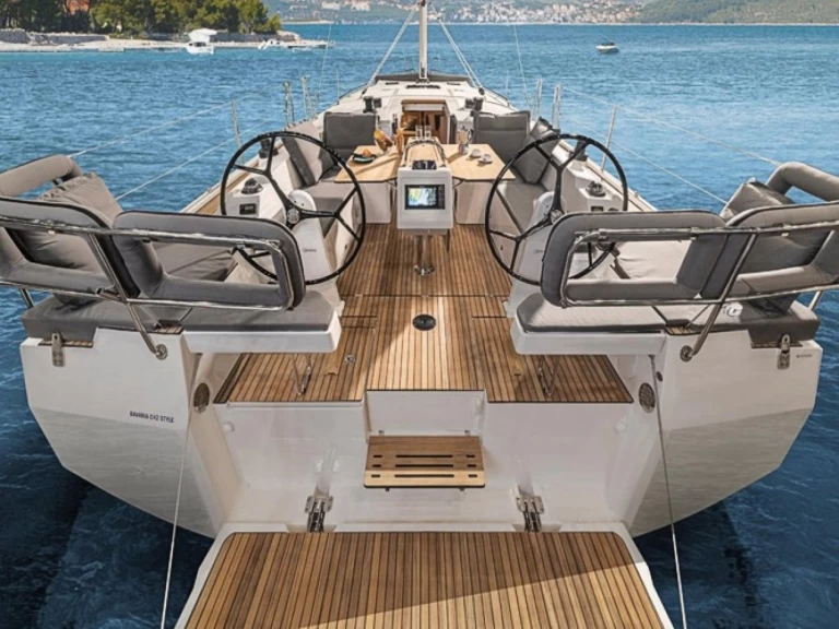 Louez un Bavaria Bavaria C42 à Grossenbrode