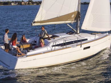 Louer Voilier avec ou sans skipper Jeanneau à Biograd na Moru