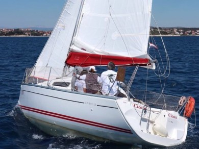 Noleggio a Biograd na Moru – Jeanneau Sun Fast 26 - 1 cab.  su SamBoat