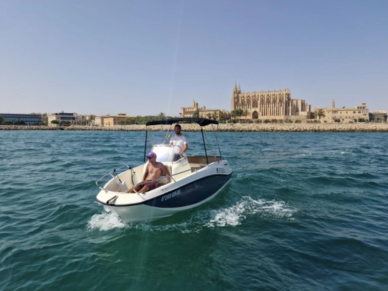 Location bateau Quicksilver Activ 505 Open à Palma de Majorque sur Samboat