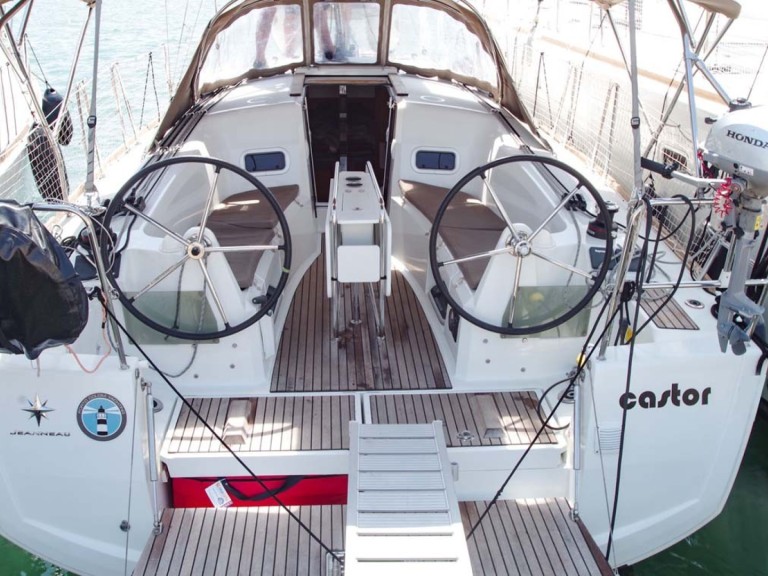 Location à Portocolom - Jeanneau Sun Odyssey 349 sur SamBoat