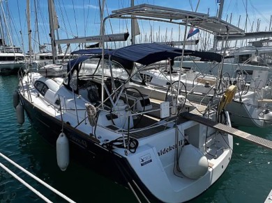 Bénéteau Oceanis 43 V charter bareboat or skippered in  D-Marin Dalmacija Marina