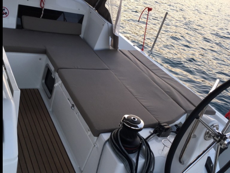 Location bateau Nikiána pas cher Sun Odyssey 490