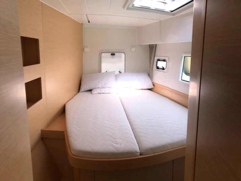 Location à Capo d'Orlando - Lagoon Lagoon 42 sur SamBoat