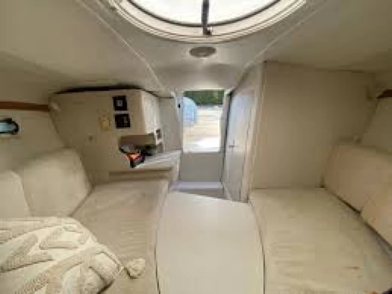 Location bateau Antibes pas cher Sundowner 285