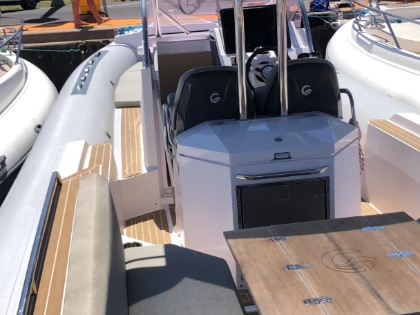 Location Semi-rigide Capelli avec permis