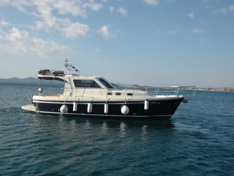 Location Bateau à moteur à Sukošan - Sas Vektor ADRIA 1002
