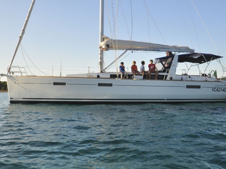 Louer Voilier avec ou sans skipper Bénéteau à Carloforte