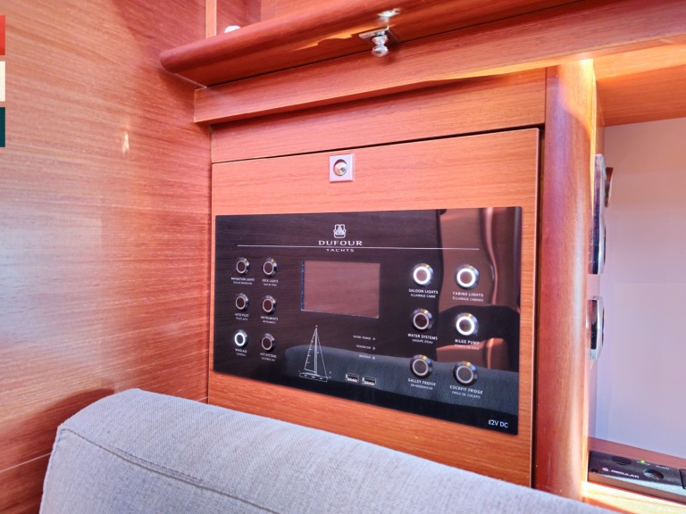 Location à Kaštel Gomilica - Dufour Dufour 430 Grand Large sur SamBoat