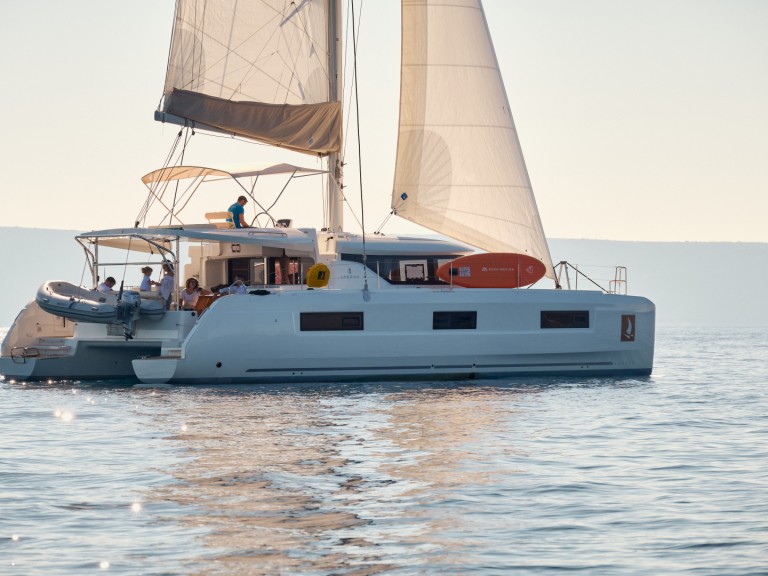 Louer Catamaran avec ou sans skipper Lagoon à Trogir