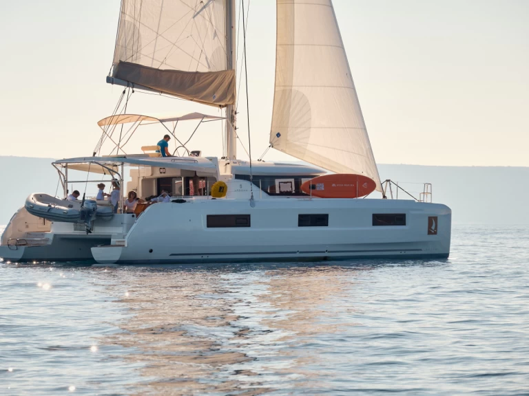 Louer Catamaran avec ou sans skipper Lagoon à Trogir