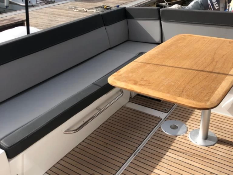 Location bateau Jeanneau Merry Fisher 1095 à Siracusa sur Samboat
