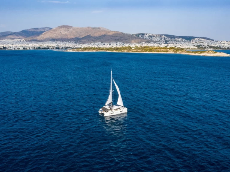 Louez un Lagoon Lagoon 40 à Gouviá