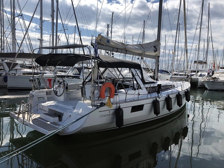 Location bateau Bénéteau Oceanis 48 à Gouviá sur Samboat