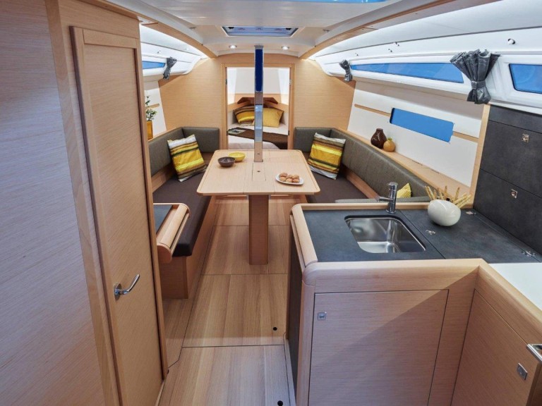 Location bateau Jeanneau Sun Odyssey 349 à Road Town sur Samboat