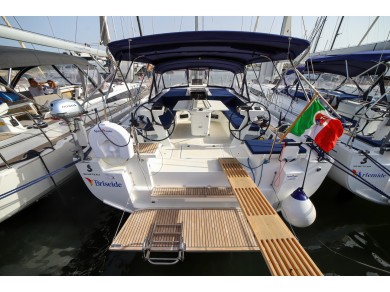 Sailboat hire in Olbia - Bénéteau Oceanis 51.1