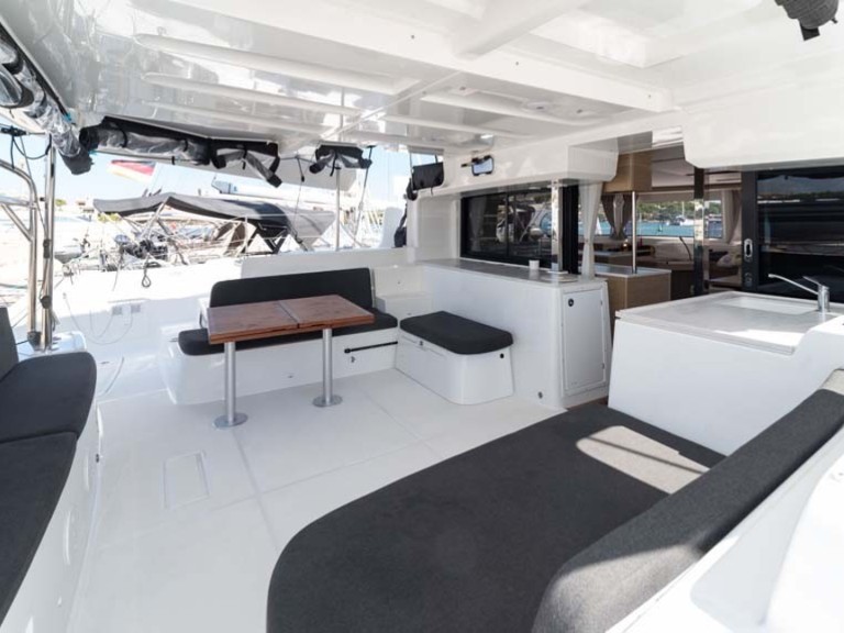 Louez un Lagoon Lagoon 46 à Portocolom