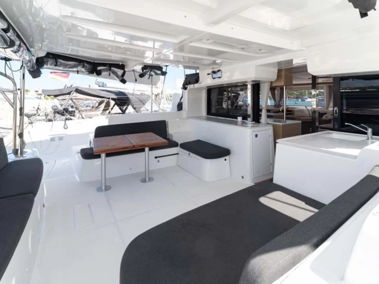 Louez un Lagoon Lagoon 46 à Portocolom