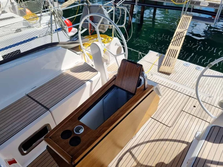 Bavaria Cruiser 46 a louer à Punat