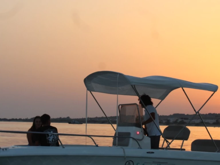 Location bateau Mingolla Brava 19 à Torre Vado sur Samboat