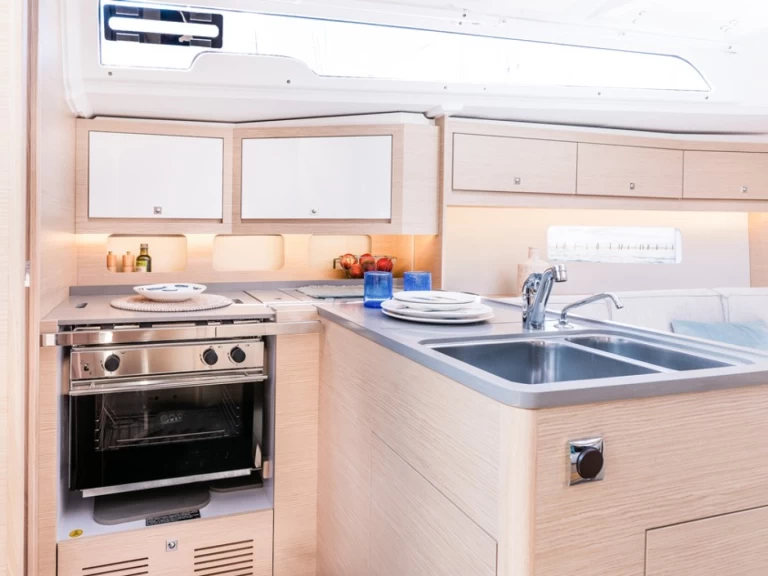 Dufour Dufour 37 a louer à Zaton