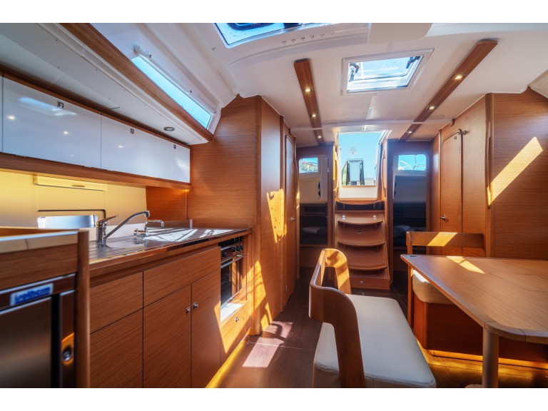 Location bateau Olbia pas cher Dufour 430 Grand Large