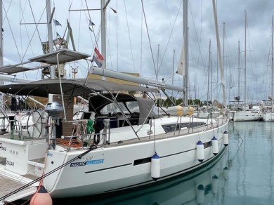 Alquiler Velero Dufour con o sin  título de navegación