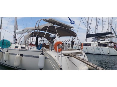 Hire Sailboat with or without skipper Bavaria Alimos Marina