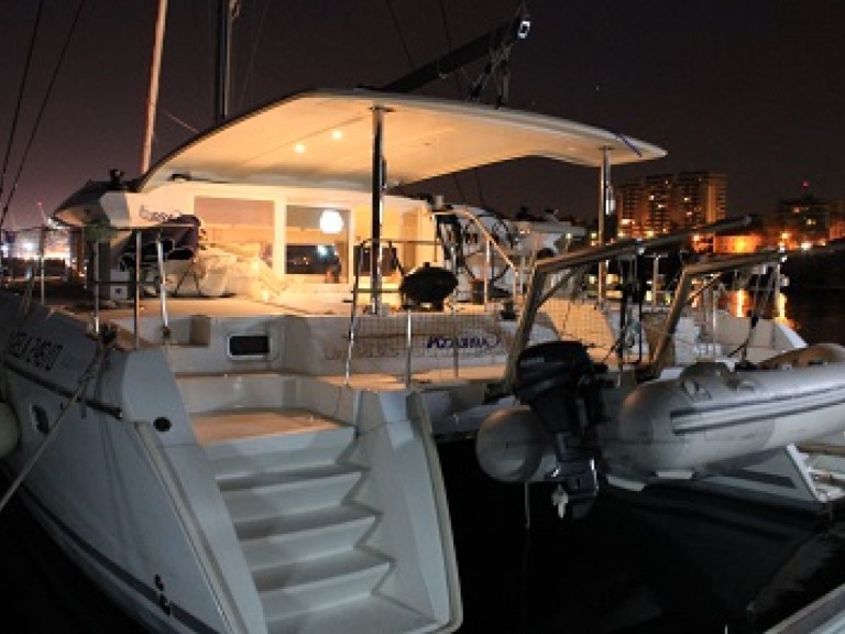 Location bateau Lagoon Lagoon 421 à Milazzo sur Samboat
