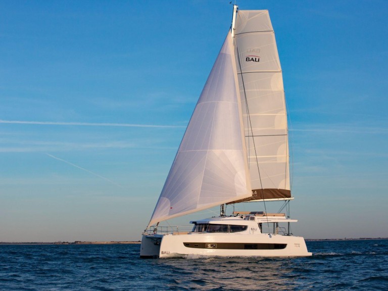 Louer Catamaran avec ou sans skipper Bali Catamarans à Álimos