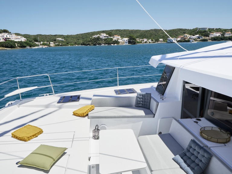Bali Catamarans Bali 4.4 a louer à Álimos