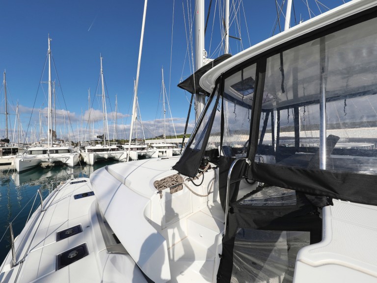 Louer Catamaran avec ou sans skipper Lagoon à D-Marin Dalmacija Marina