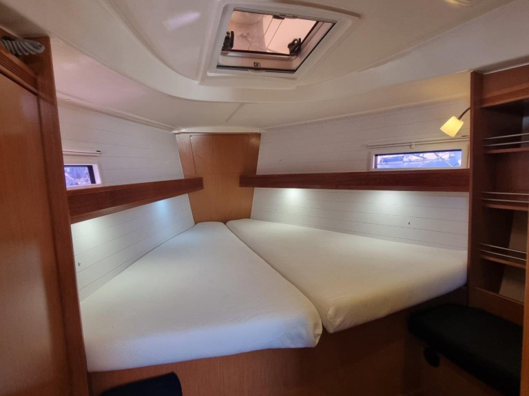 Location à Izola - Bavaria Cruiser 36 sur SamBoat