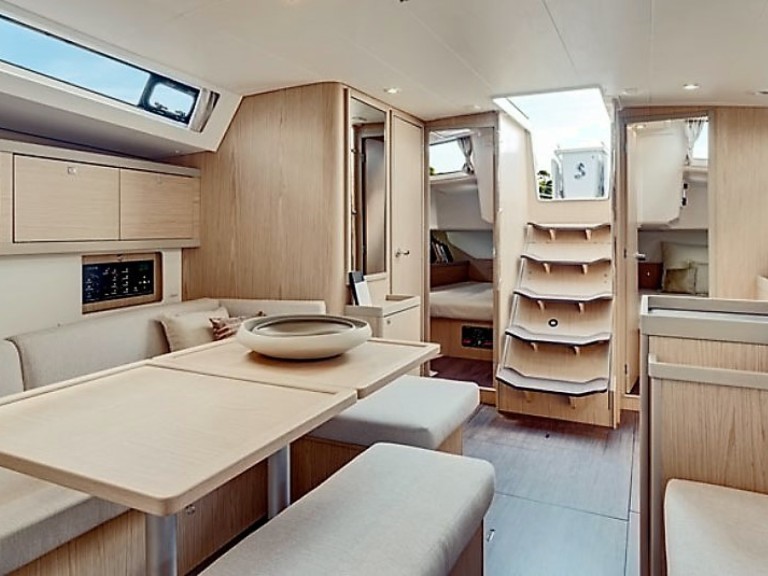Louez un Bénéteau Oceanis 41.1 à Parham Town