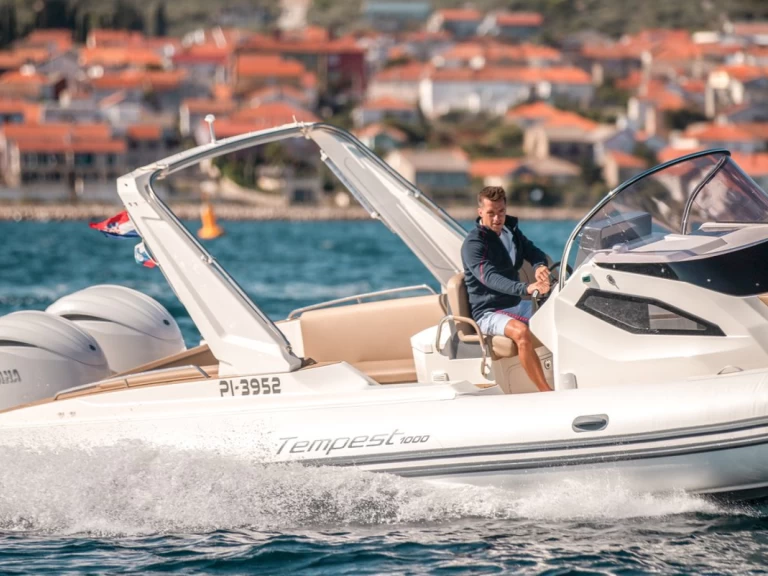 Location bateau Sukošan pas cher Tempest 1000 Open