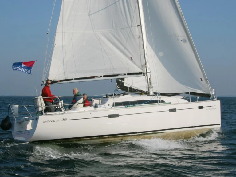 Location bateau Heiligenhafen pas cher Salona 35