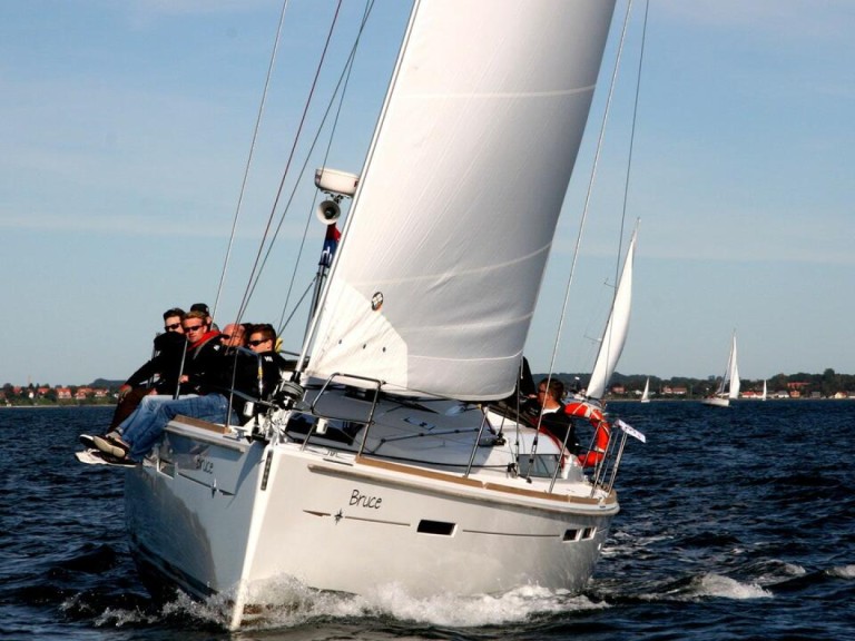 Location bateau Heiligenhafen pas cher Sun Odyssey 439