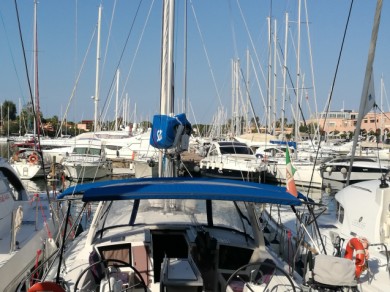 Noleggio Barca a vela Bénéteau con patente nautica