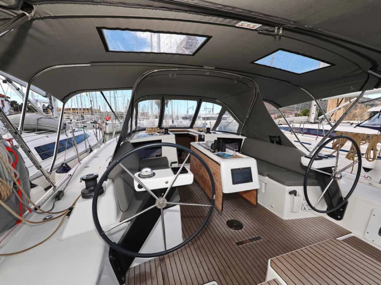 Louer Voilier avec ou sans skipper Dufour à Trogir