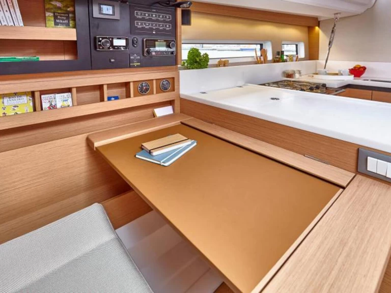 Louer Voilier avec ou sans skipper Jeanneau à Sant Antoni de Portmany