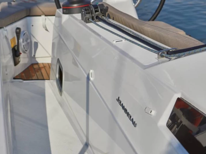 Location bateau Gouviá pas cher Sun Odyssey 410