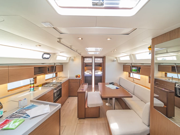 Location bateau Gouviá pas cher Oceanis 46.1